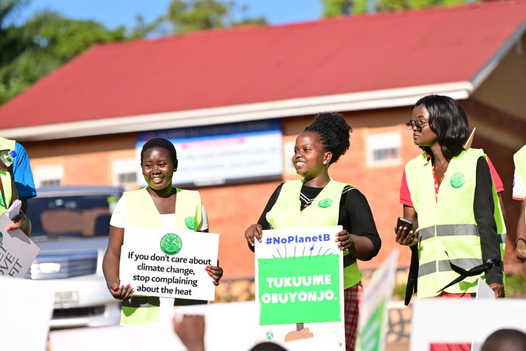 Given the growing urgency of the climate crisis, there should be a collective agreement that climate awareness needs to be emphasized. Yesterday, as part of the Global Climate Strike for Global Climate Action Week, I was able to participate in a climate awareness session.