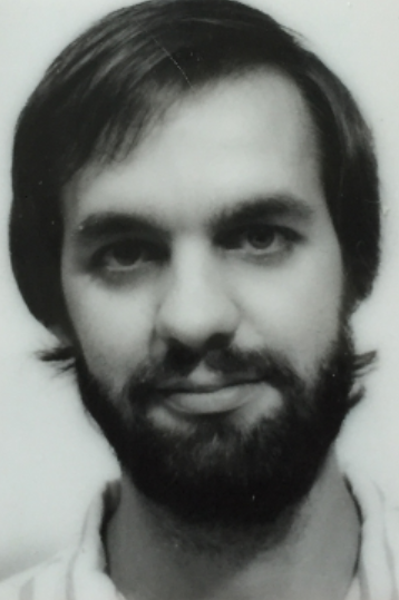 picardonhealth's tweet photo. Today is my work anniversary: Started working at the @globeandmail on April 20, 1987.  
37 years later: A little less hair, a little more wisdom. #journalism https://t.co/5uD8Bevz3S