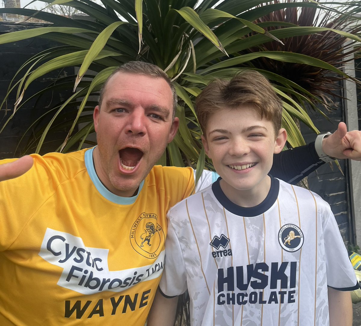1 day to go, till London marathon 2024. Please help me raise much needed funds and awareness for @cftrust. A condition that my Millwall mad hero lives with 💛🦁 Justgiving.com/page/wayne-sho… #cysticfibrosis #millwallfamily #londonmarathon2024 #reallifehero #milll