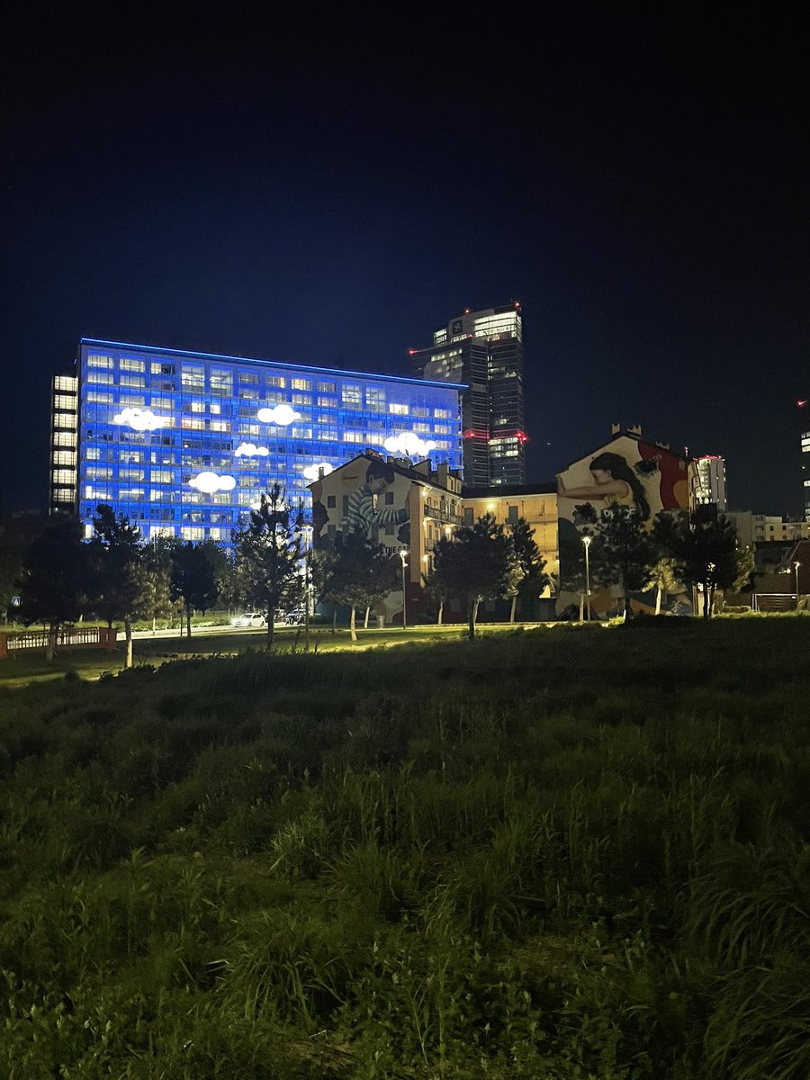 The Design Week in Milan is always a blast. Between poetry and art. 
#designweek #isolamilan