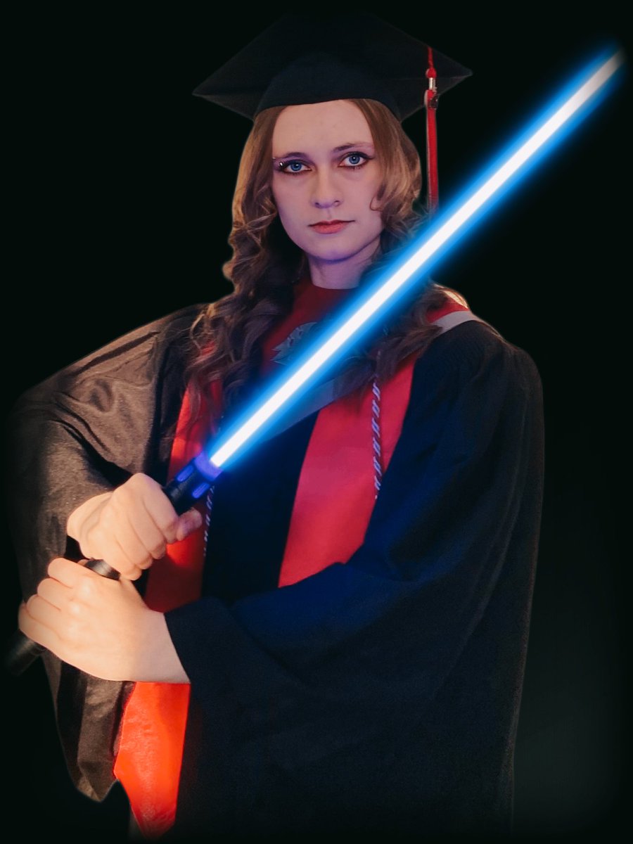 wishlily2001's tweet photo. โจThis is where the fun beginsโจ
2 Weeks til graduation ๐ฉโ๐
#classof2024๐ #starwars #lightsideoftheforce #darksideoftheforce #wsu #graduation #jedi #sith #rebelalliance #maytheforcebewithyou https://t.co/bsCIw3lyDP