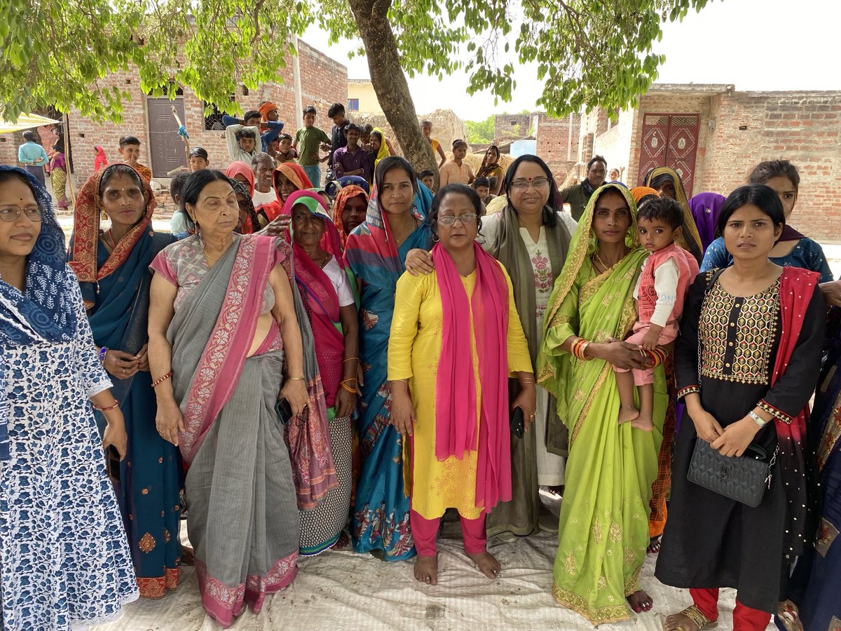 मैनपुरी ने ठाना है ⁦@dimpleyadav⁩ जी को ऐतिहासिक मतों से जिताना है