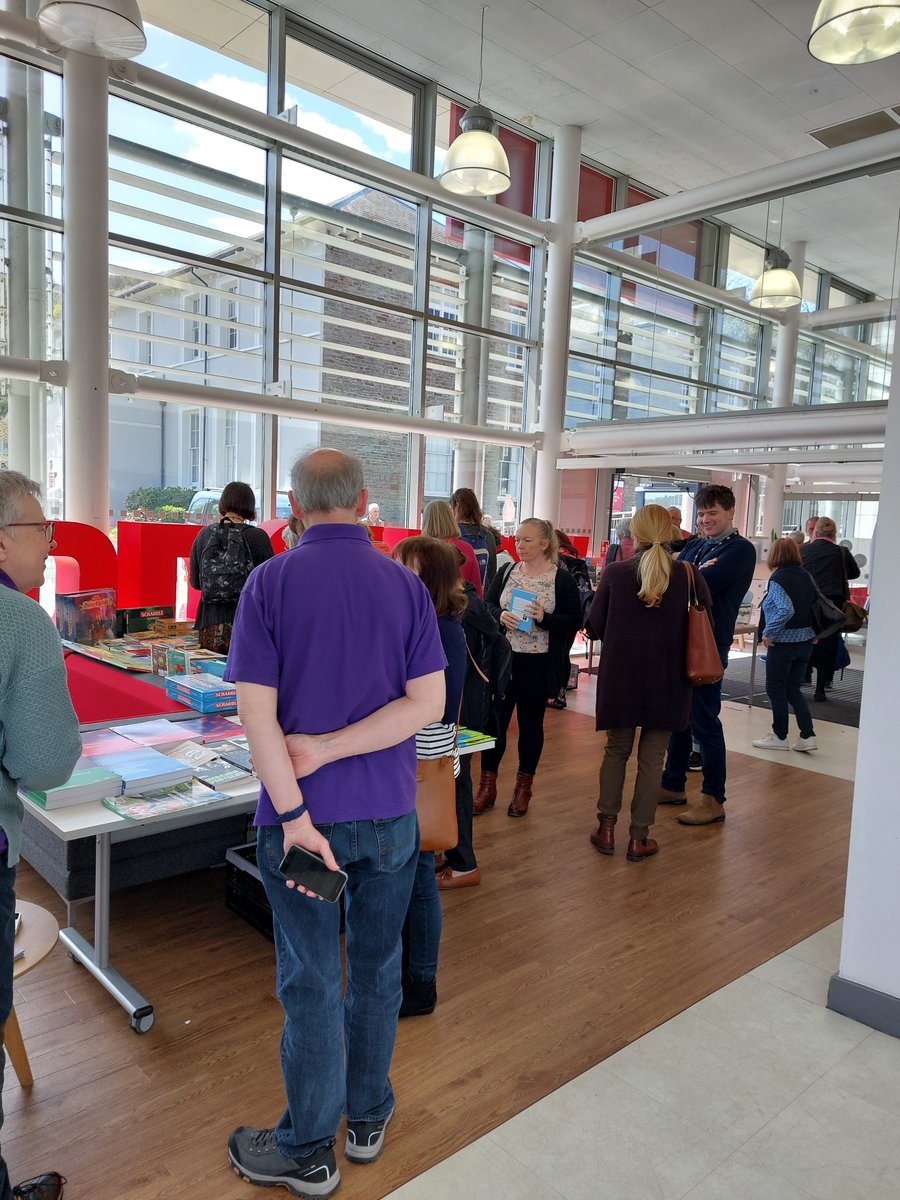 Learn Welsh Glamorgan / Dysgu Cymraeg Morgannwg tweet media