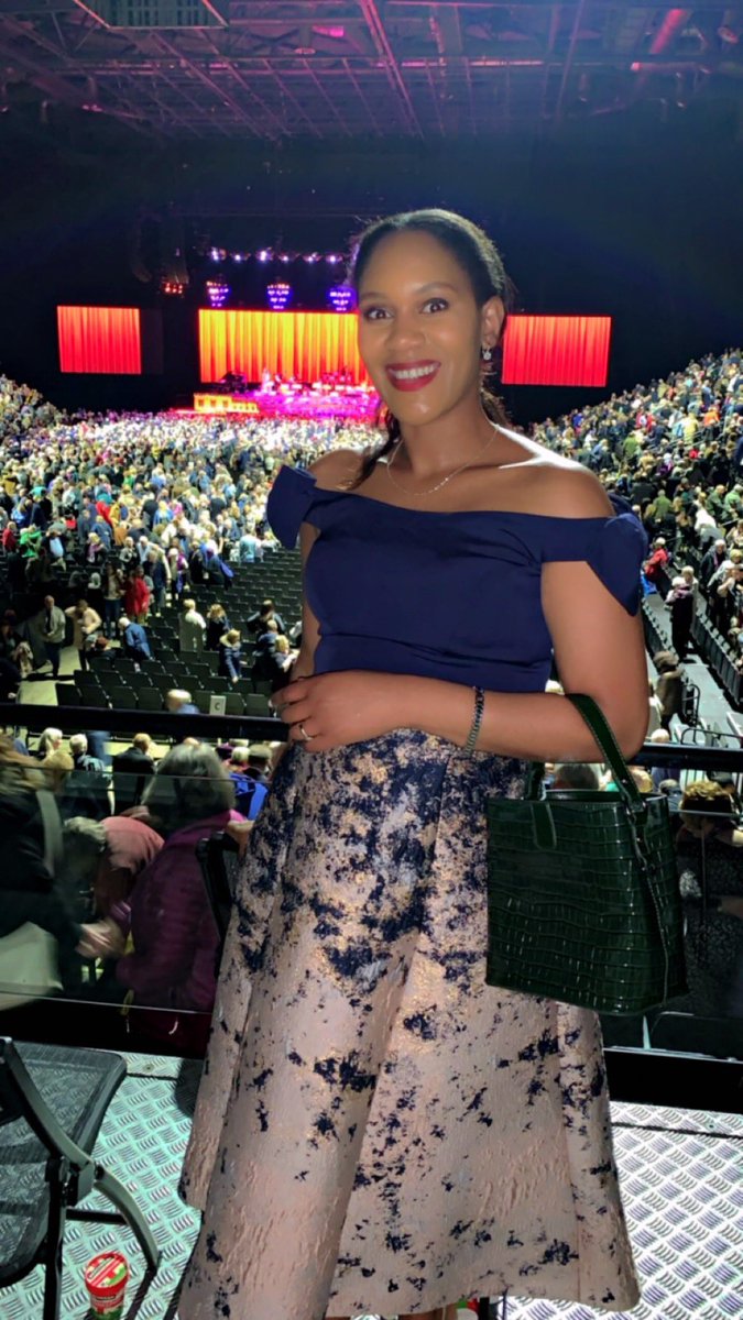 MillieHels's tweet photo. Perfect evening  Watching André Rieu &amp; His Johann Strauss Orchestra is one of great pleasures in life !!!  @SheffieldArena #AndreRieu #johannstrauss #orchestra  #sheffieldarena https://t.co/pL4cCiQTzO