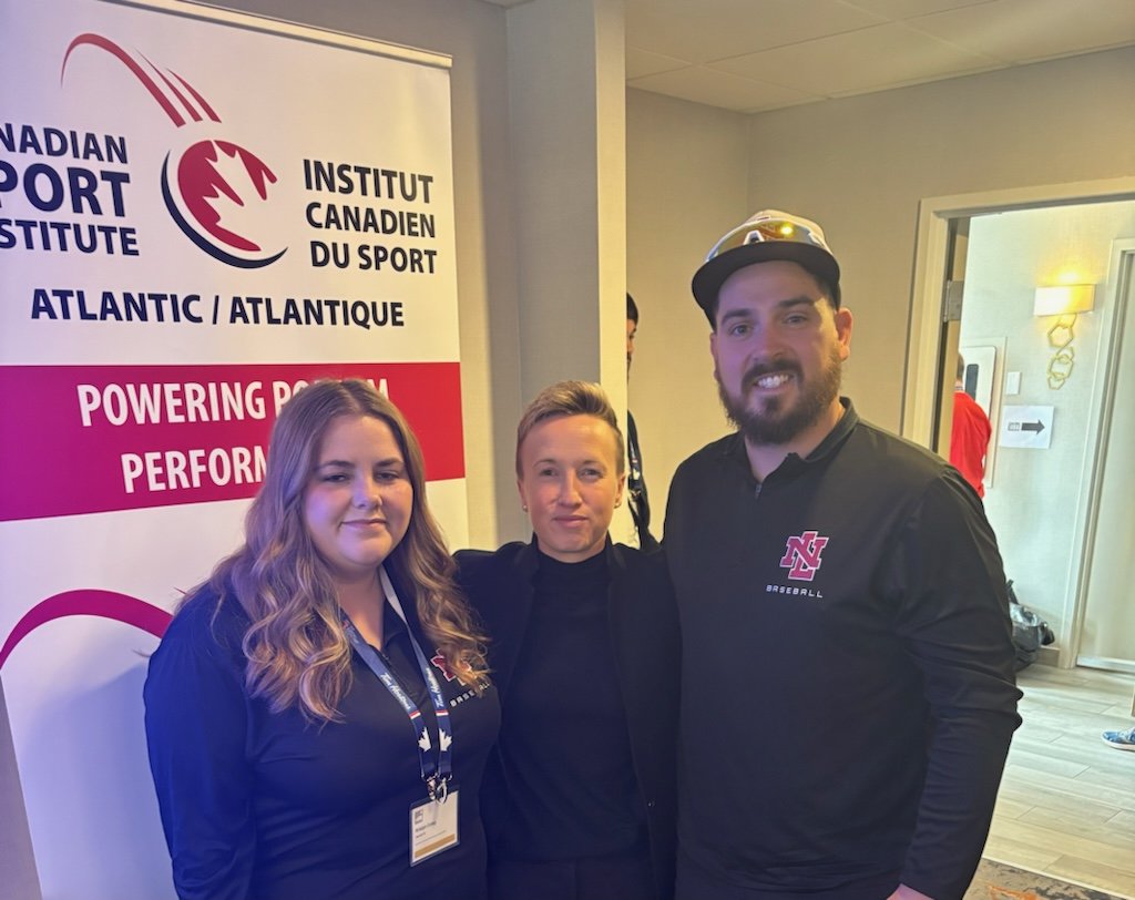 Some of our @CanadaGames coaches are having an awesome weekend at the @CSIAtlantic Coaching Conference with the fantastic @bev_priestman❗️ Thanks to @sportnl and @CoachingNFLAB for the opportunity 👏