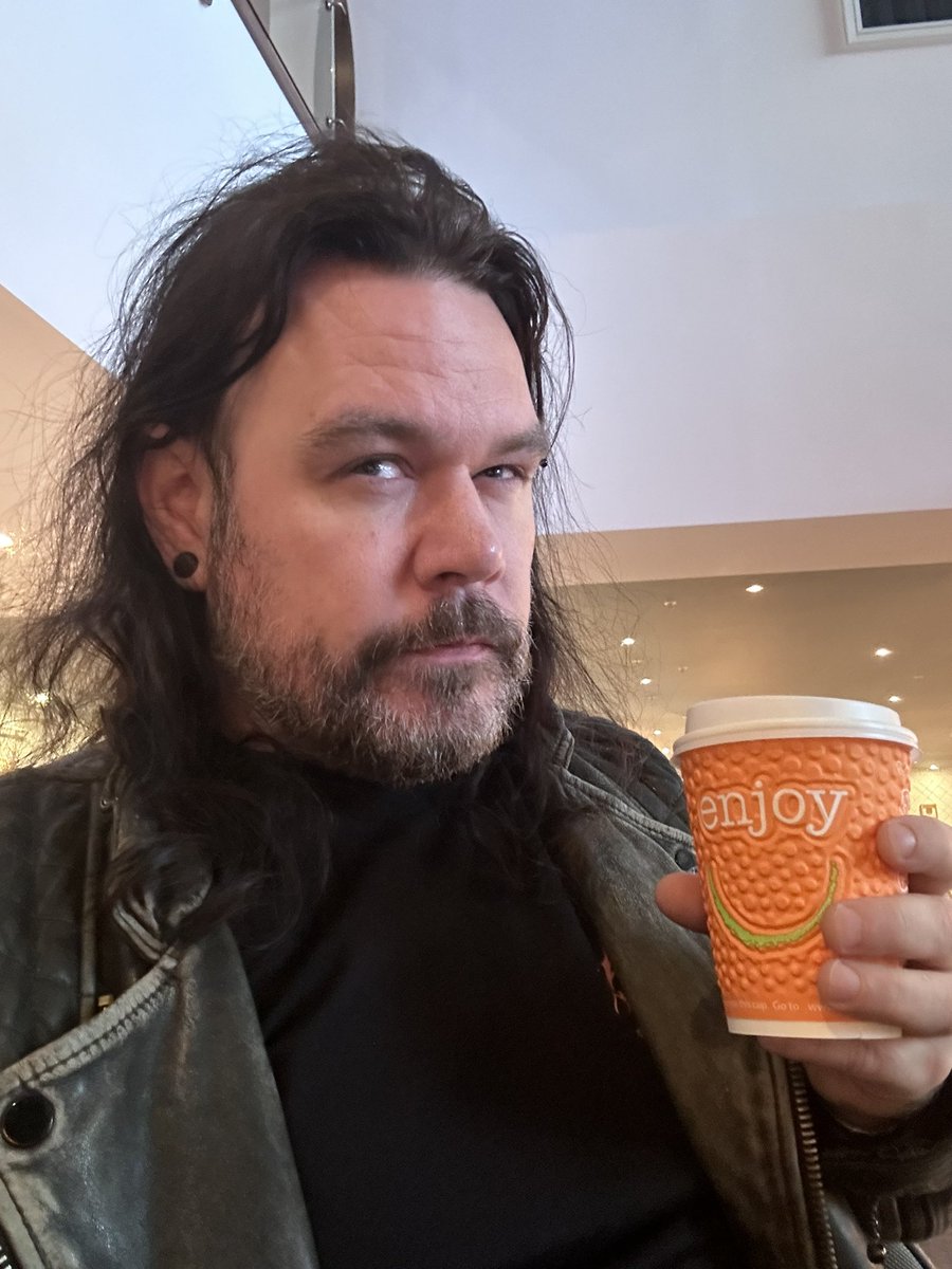 Well, what an incredible day at this year's Get Your Game On event in London. Turned myself into the biggest sponge to soak in as much information as I could, now I know where I can shoot my arrow next.
#gygolondon24 #voiceover #voiceacting #actorlife