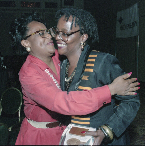 Andrea Ford Fought to Stay on the O.J. Story tinyurl.com/mwhruf7y #journalismsNEWS #LATimes #NABJ <a href="/JasonMiccolo/">Jason Miccolo Johnson</a>
<a href="/MsVanessaW/">Vanessa Williams</a> #OJSimpson