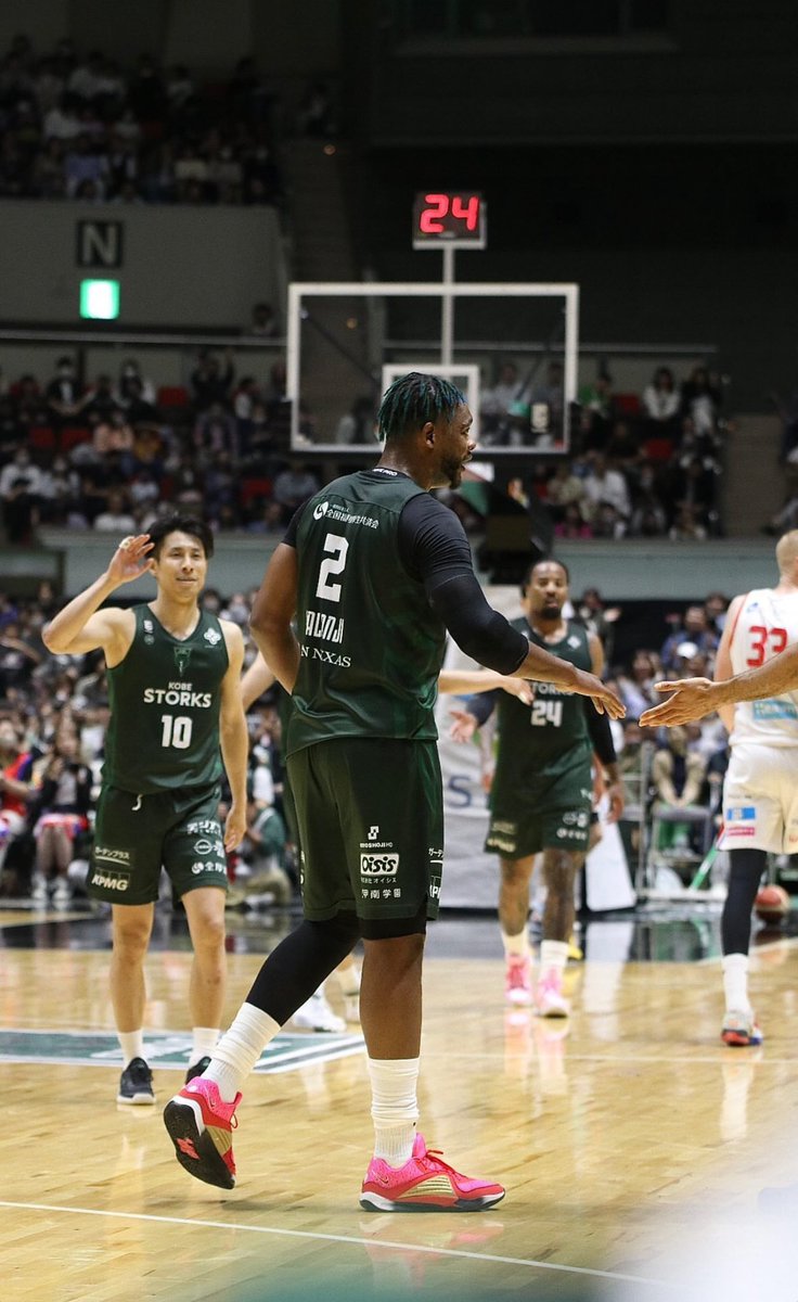 patrickkalonji_'s tweet photo. Last game明日だね🧘🏾‍♂️🎯
.
.
#神戸ストークス #カロンジ磯山パトリック https://t.co/IMdOZxRwD6