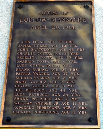 The Ludlow Massacre. facebook.com/groups/5623746… #Americanhistory #Ludlow #LaborNotes #SecurityInsights #controlforces #Securityindustry #Laborhistory #Labor