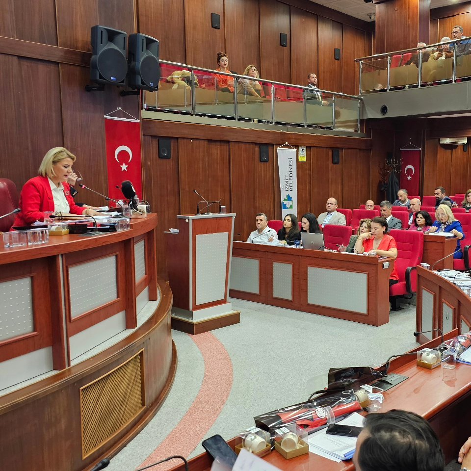 bosunatiklama's tweet photo. İzmit Belediyesi, TÜGVA ve Ensar Vakfı ile yapılan 25 yıllık protokolleri meclis kararıyla iptal etti. https://t.co/e3YV55aLlF