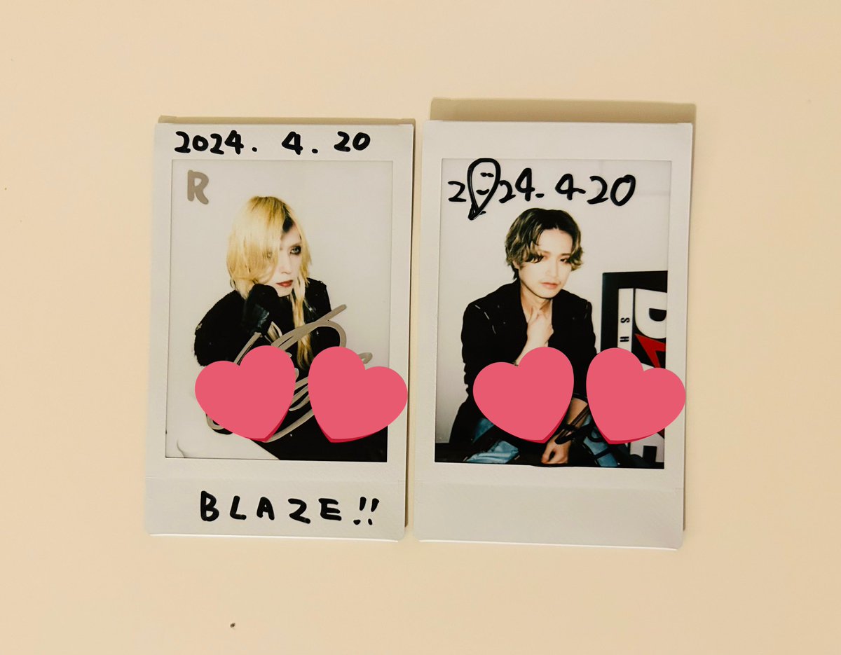 dat29ao's tweet photo. 【交換して下さい】
DIAURA  4/20  新宿BLAZE
    サイン入り チェキ

（譲）佳衣さん、翔也さん

（求）yo-kaさん

デカ チェキの場合は差額お支払い致します。
交換可能な方いらっしゃいましたら宜しくお願い致します。 https://t.co/Ieeh4zgt2p