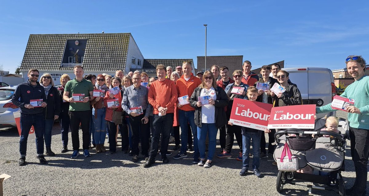 36 people in our @PlymouthLabour canvass and leaflet drop. Almost the whole of Leigham knocked in one beautiful morning! Its nice to have mates, @willnobleuk @DanielSteel4PCC @FredThomasUK @LukePollard, is it not?