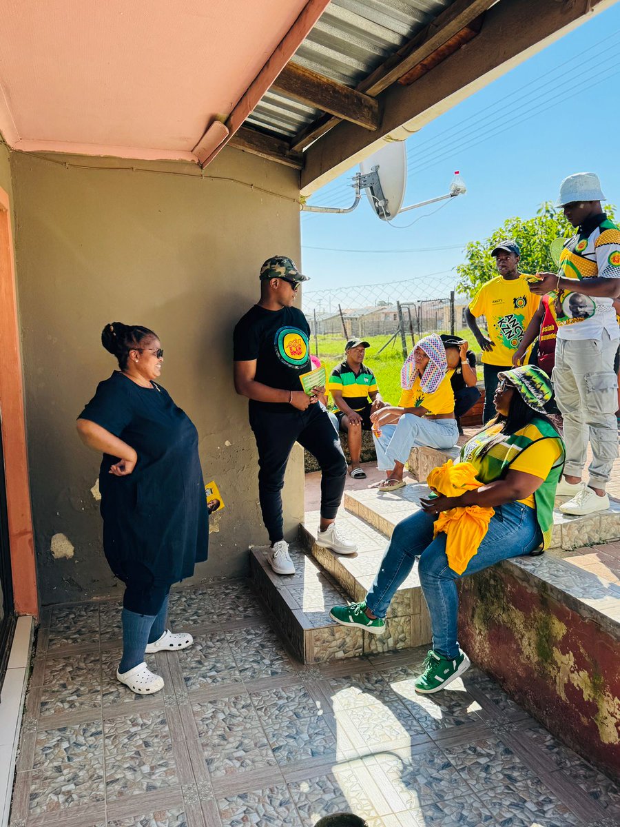 ANCYL Secretary General Cde Mntuwoxolo Ngudle together with KZN PTT Coordinator Cde Zama Zondi embarked on a massive door to door in Ward 17, Josiah Gumede Region, canvassing for voters to make their voice heard by voting ANC on all 3 ballot papers. #VoteANC2024