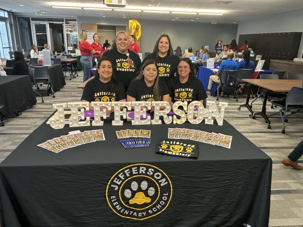 📣Jefferson is HIRING!! We are ready to hire some AWESOME teachers! #waveofchange @HISDCentral 
@HISDRecruiter @TeamHISD @iliana_kd