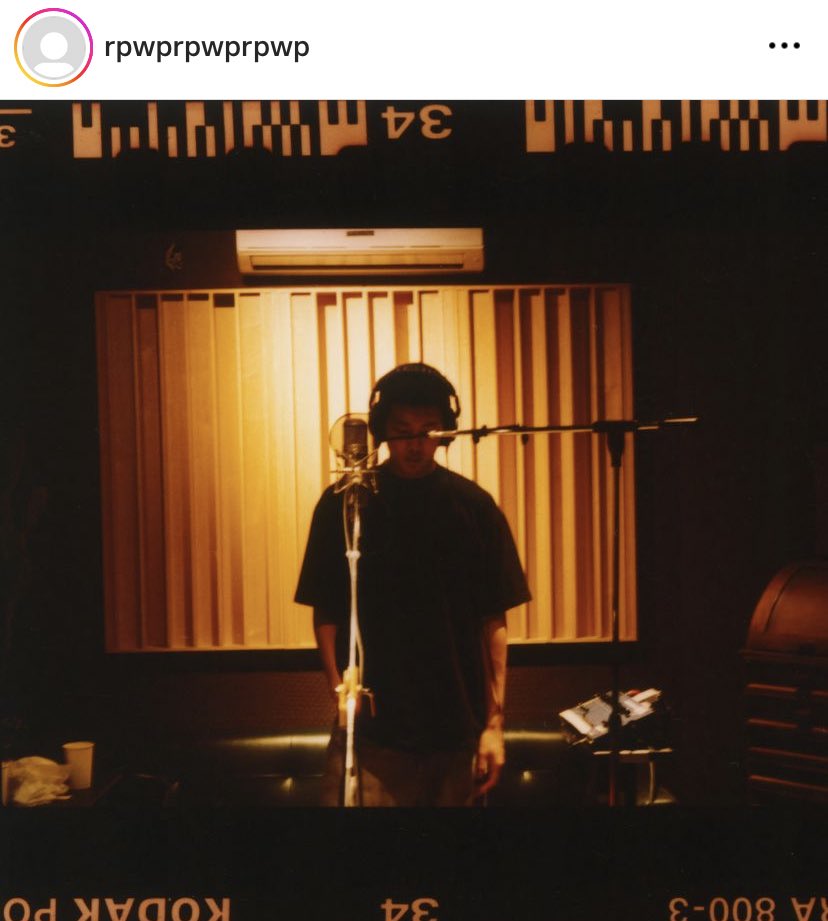 Não é um treinamento!! 🗣️ Namjoon postou uma foto no estúdio em sua conta segundaria!!! RM4 IS COMING RM IS COMING #RM4