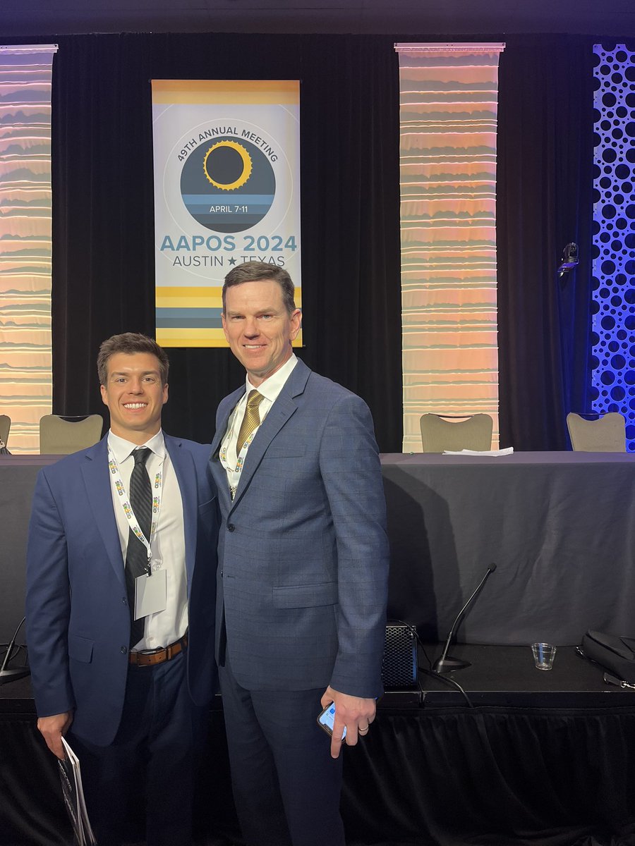 jonbindi's tweet photo. I had an amazing experience last week presenting my research at @aapos4kids    in Austin. I am beyond grateful for the opportunity and for my mentorship by Dr. Eric Packwood. https://t.co/0nkbQcs8x6