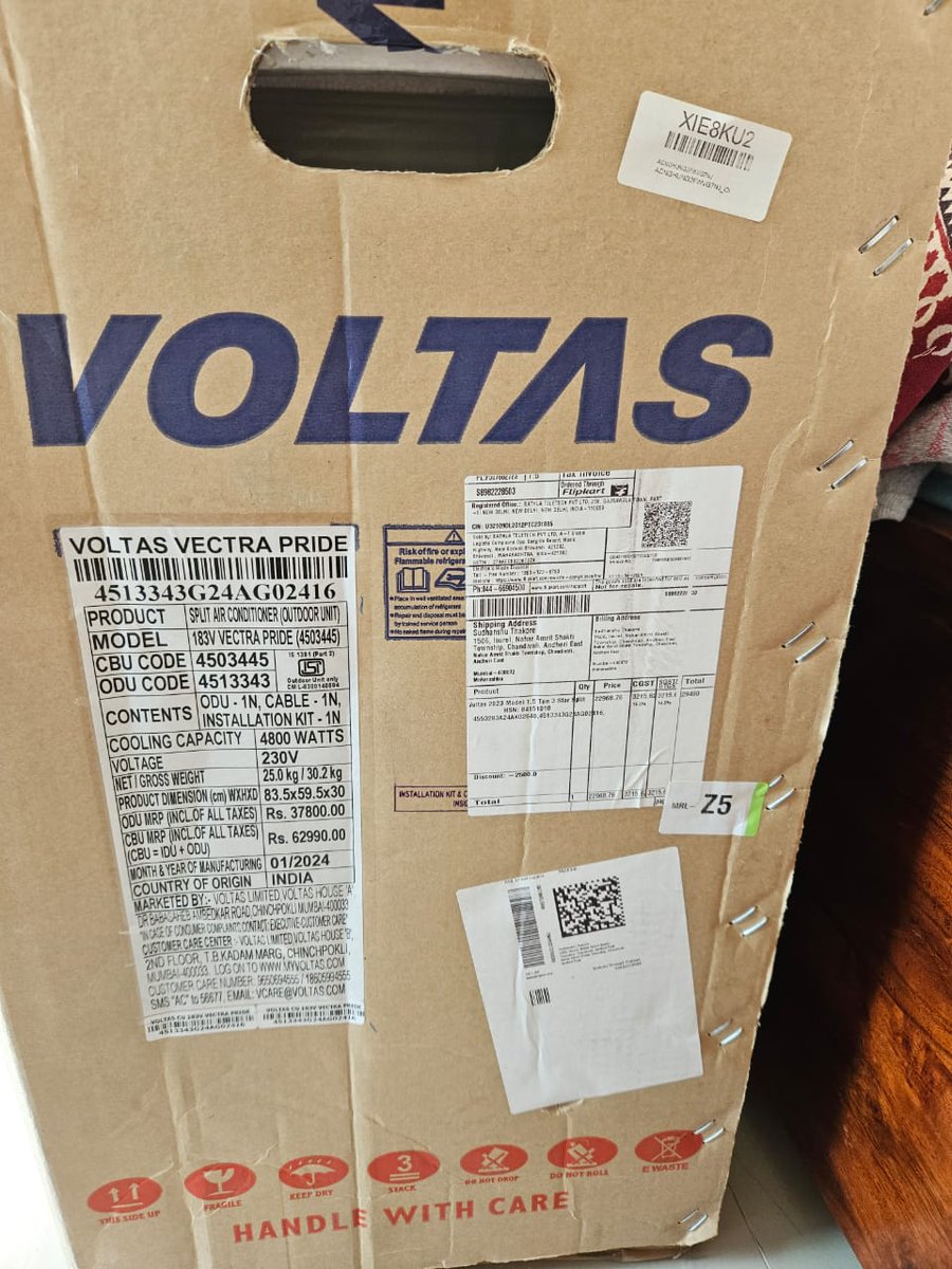 thakore08's tweet photo. damaged product received.
Incident id IN24042012002958927910. Pls look on priority basis. 
Refund request generated but no visibility on TAT for approval. #Flipkart 
#flipkartsupport @flipkartsupport 
Order id OD431005152773502100 https://t.co/5lXxddvXwv