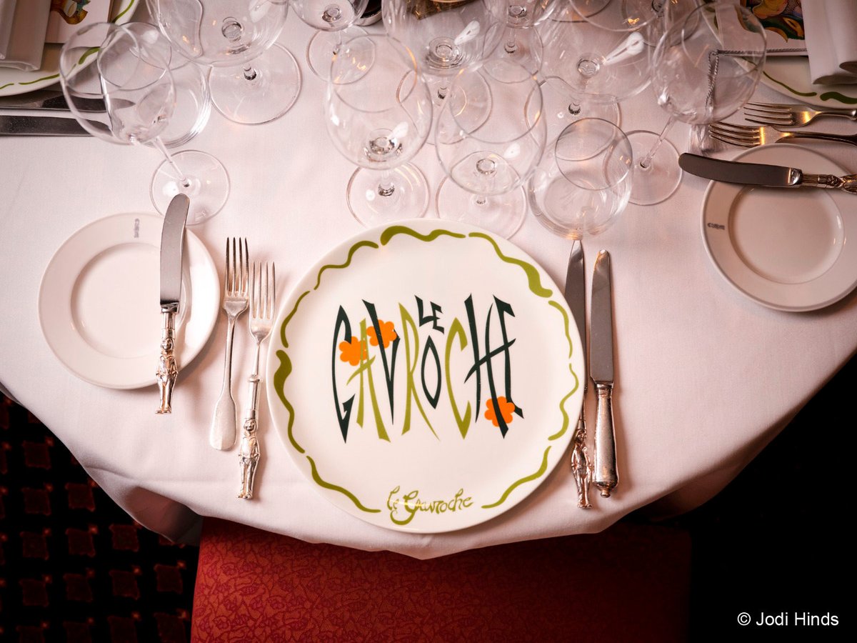 #SpotlightSaturday The Le Gavroche Part I: The Restaurant sale offers a private three-course meal for six guests at Christie’s King Street, cooked by Michel Roux, who will donate the entire proceeds to Hospitality Action: bit.ly/4cVRrQt @michelrouxjr @HospAction