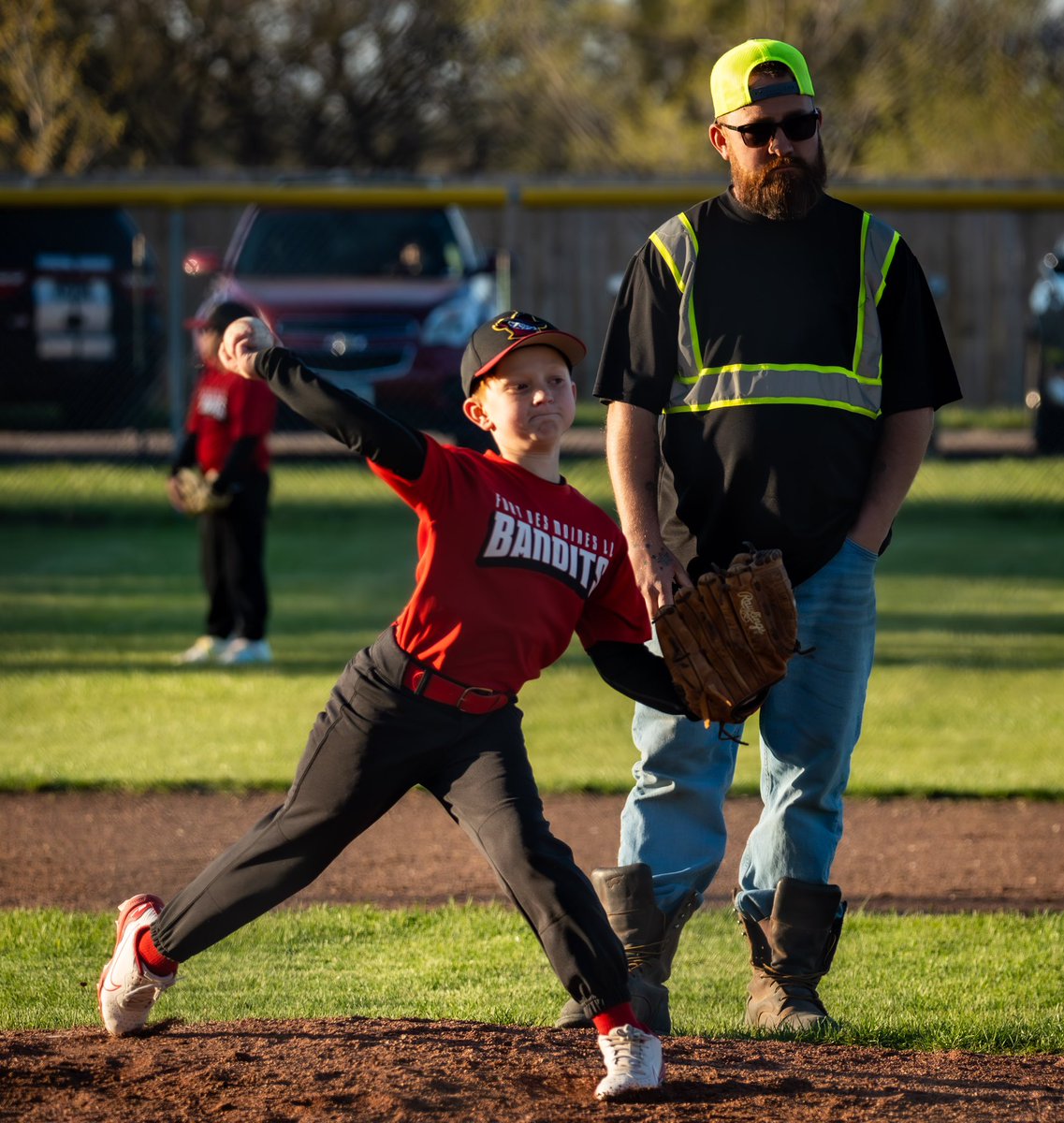 I live for THIS! Being able to not only coach my son but to be his dad is truly the best feeling! 

Happiness caught in one picture!

#BaseBall #LittleLeague
