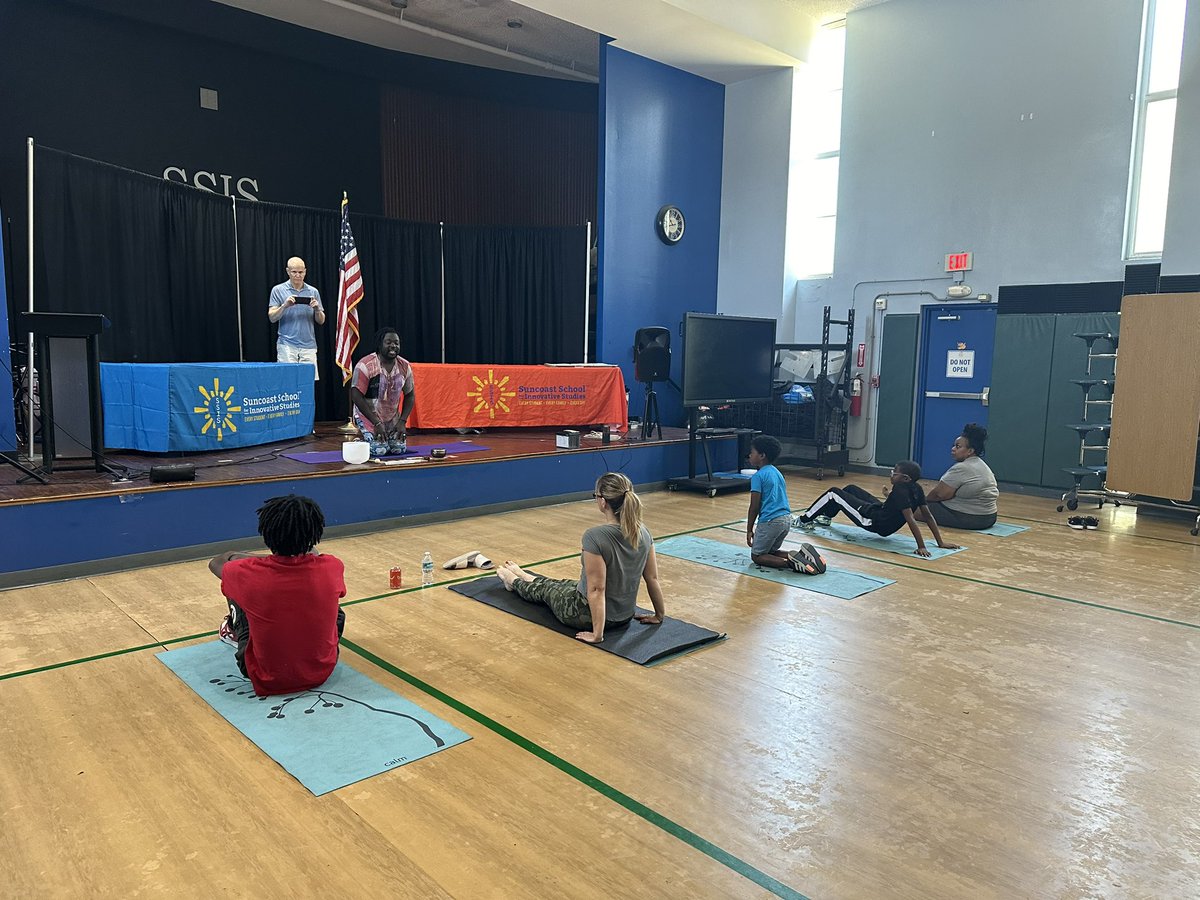 Maria Schaedler-Luera tweet media