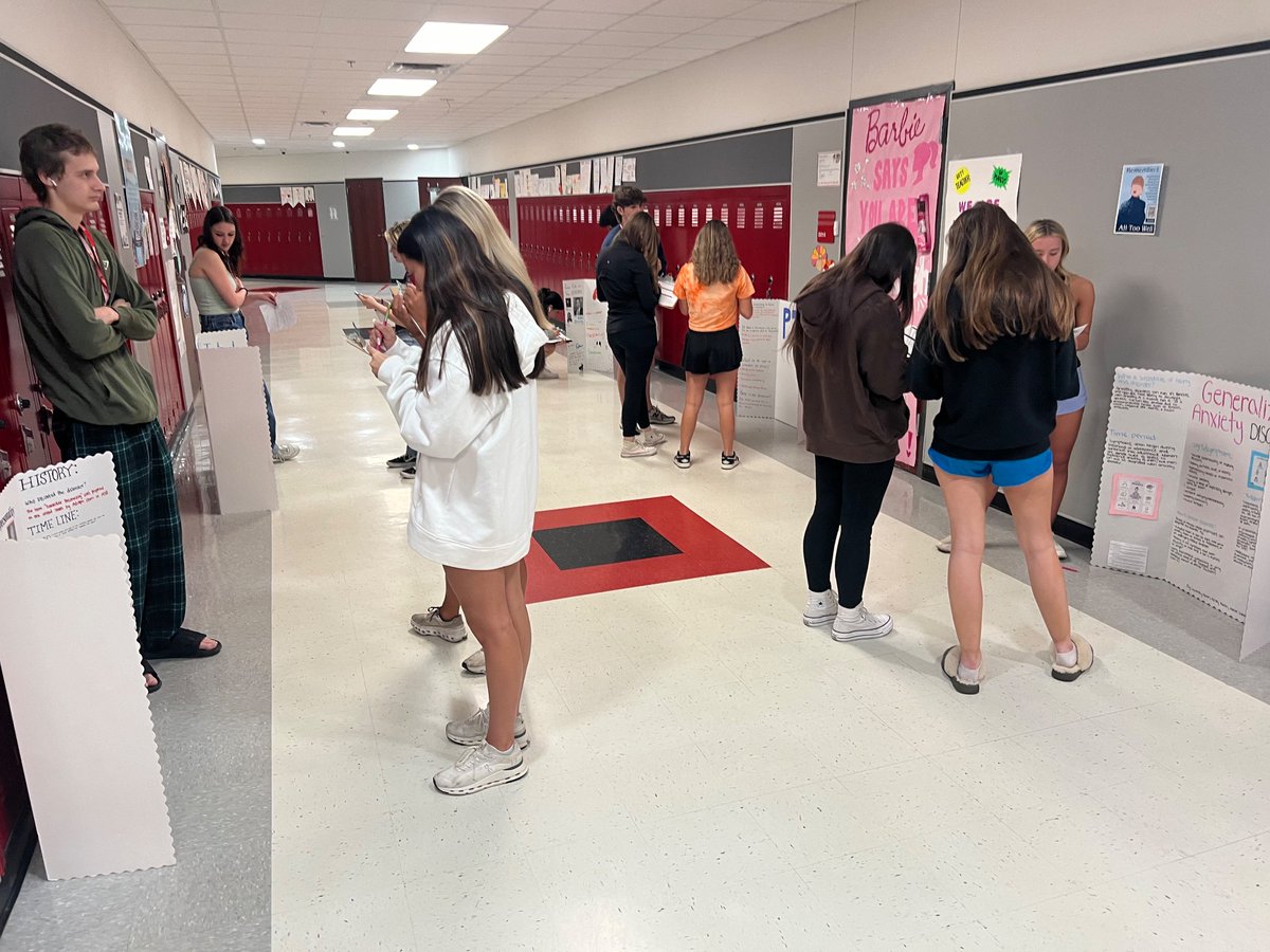 Counseling and mental health classes dove into researching a mental disorder, becoming experts on the subject, and then crafted a presentation and display board. They showcased their findings for a mental health disorders science fair for their classmates. They did amazing!