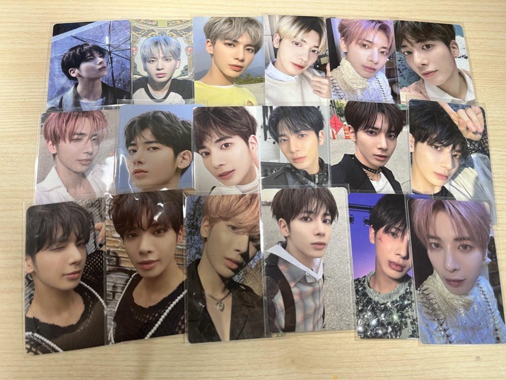 #rt 부탁드려요
포토카드 판매해요
all 3.0
sell⭕️

투모로우바이투게더 최수빈 최연준 최범규 강태현 휴닝카이 포카 양도 교환 알티 캣앤독 세불밤 구사삼 럭드 553 943 단체 콜렉트북 키링 시그 메모리즈 스윗드림 데자뷰 데자부 낼기 슈러라 최대필 쭈니가요 프로미스 모아 영원럽 루저러버