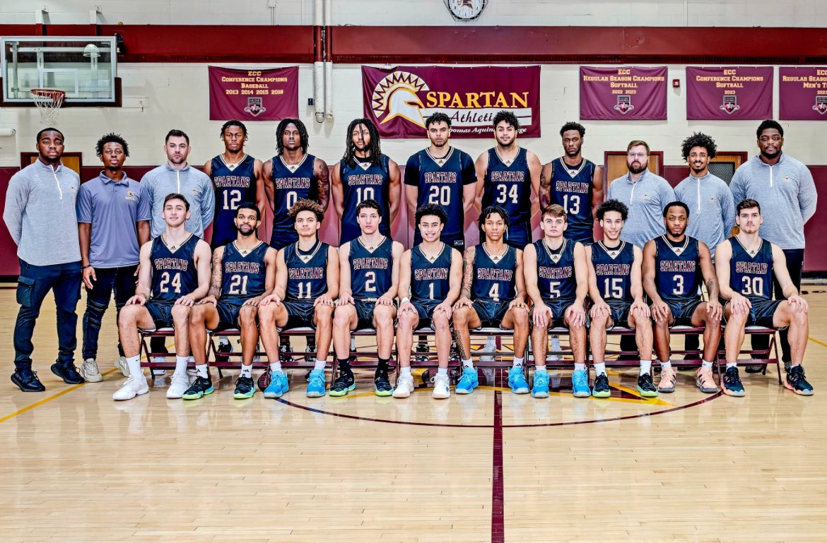 After a great conversation with @MatthewDCapell I am blesssed to receive an offer from St Thomas Aquinas College! Thank you! @CoachDTrumbo @firstnamecook @HHhawksbball