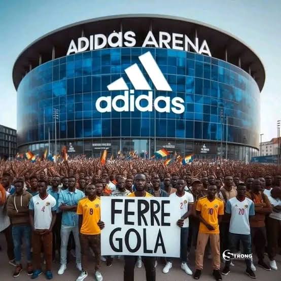 drjckisoni's tweet photo. Merci @ferregola  d'honorer la musique Congolaise. Les pionniers d'heureuses mémoires #Wendo #kolosoy, #grand #kallé, #Nico #Kasanda, #grand #maître #Franco, #Simaro, #Madilu, #Papa #Wemba, #KingKester,.. sont fiers.
Rendez-vous c 20 et 21 Avril à 22h à #ADIDAS #ARENA à Paris. https://t.co/4tnmzxjs2x