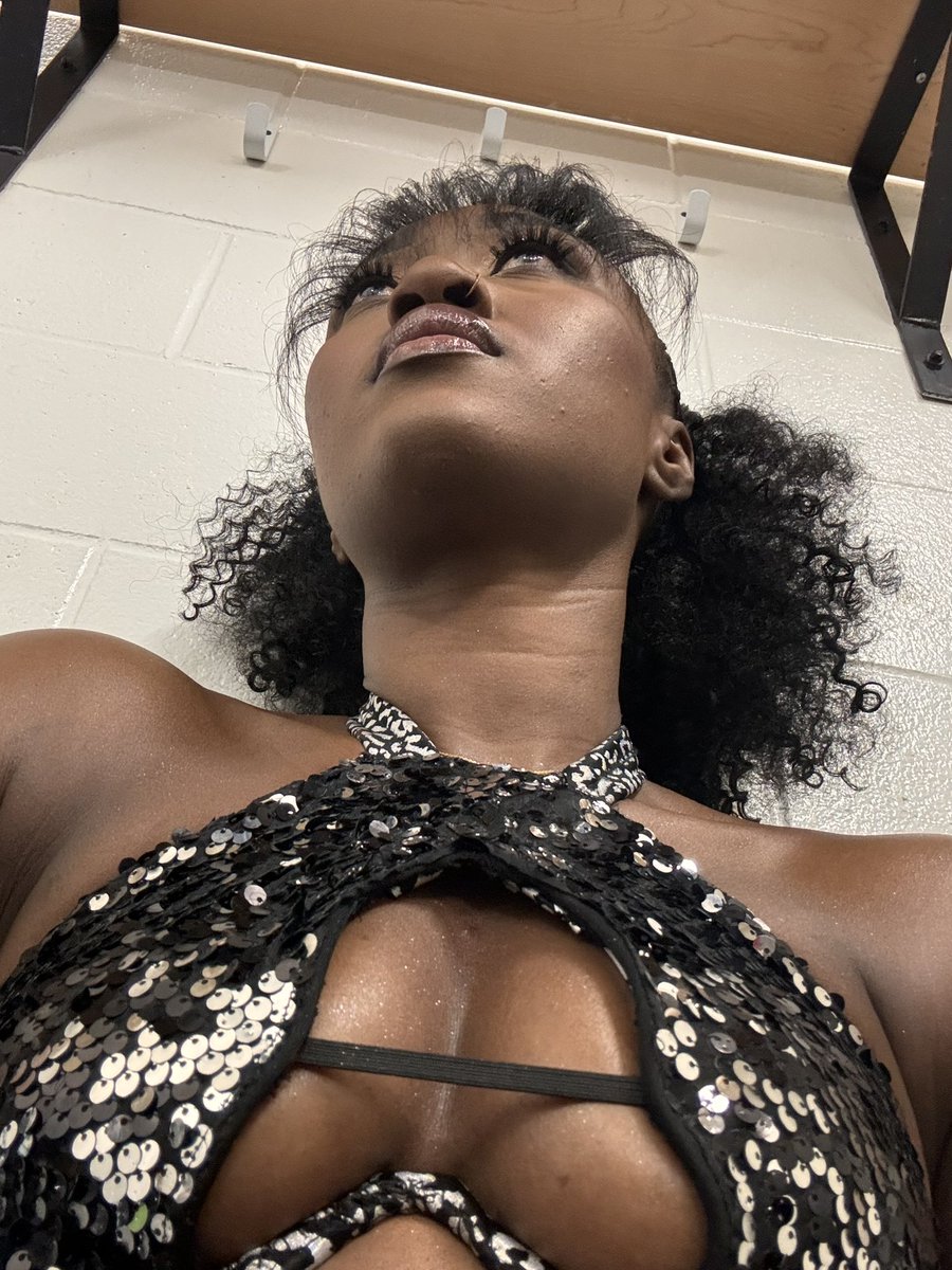 The boob window plus the angle Queen Aminata knows exactly what we want!