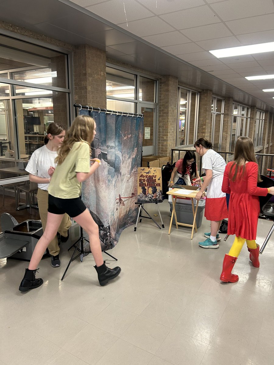 CoachMoltz's tweet image. Early morning with the AMCMS history fair team in Austin for State! Final rehearsals in the hotel lobby (even had a round of applause from some passersby’s getting a peak of the action)! Displays are set, presenters prepped to represent CSISD with pride! #CSISD @CSISD ✈️🇺🇸🪖