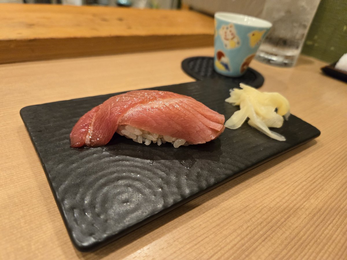 gori72266290994's tweet photo. 晩飯は大好きないつものお寿司屋さんで、美味しいつまみと日本酒を漫喫させて頂きましたー。
#新政
#エクリュ
#よこやま
#Silver7
#日本酒好きと繋がりたい
#寿司
#鮨 https://t.co/jvh4VRCPbU