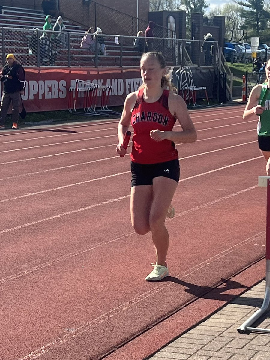 toppernation's tweet photo. Girls 3200m Relay https://t.co/6EpwS8dRMh