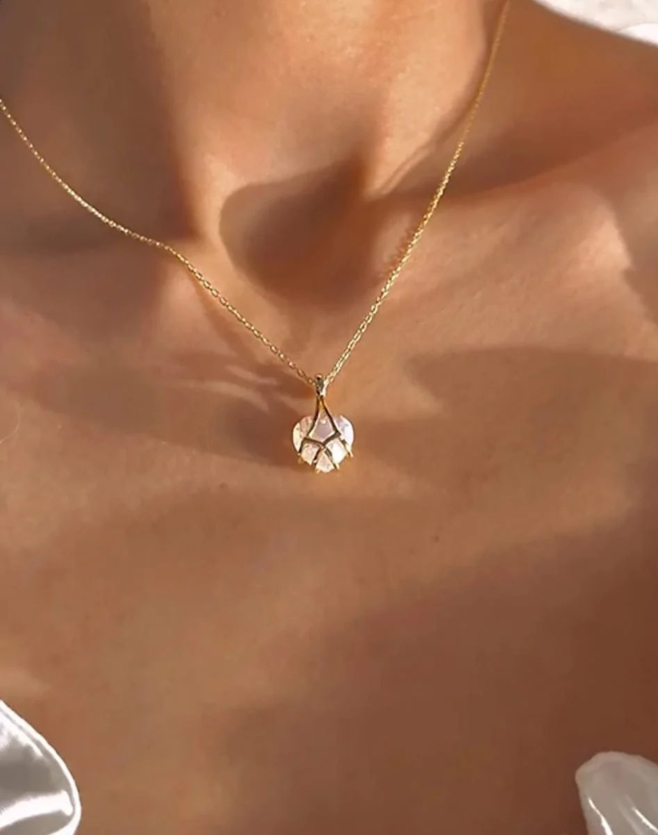 300moods's tweet photo. barbie inspired necklace ✨ https://t.co/d7kHGE4BKE