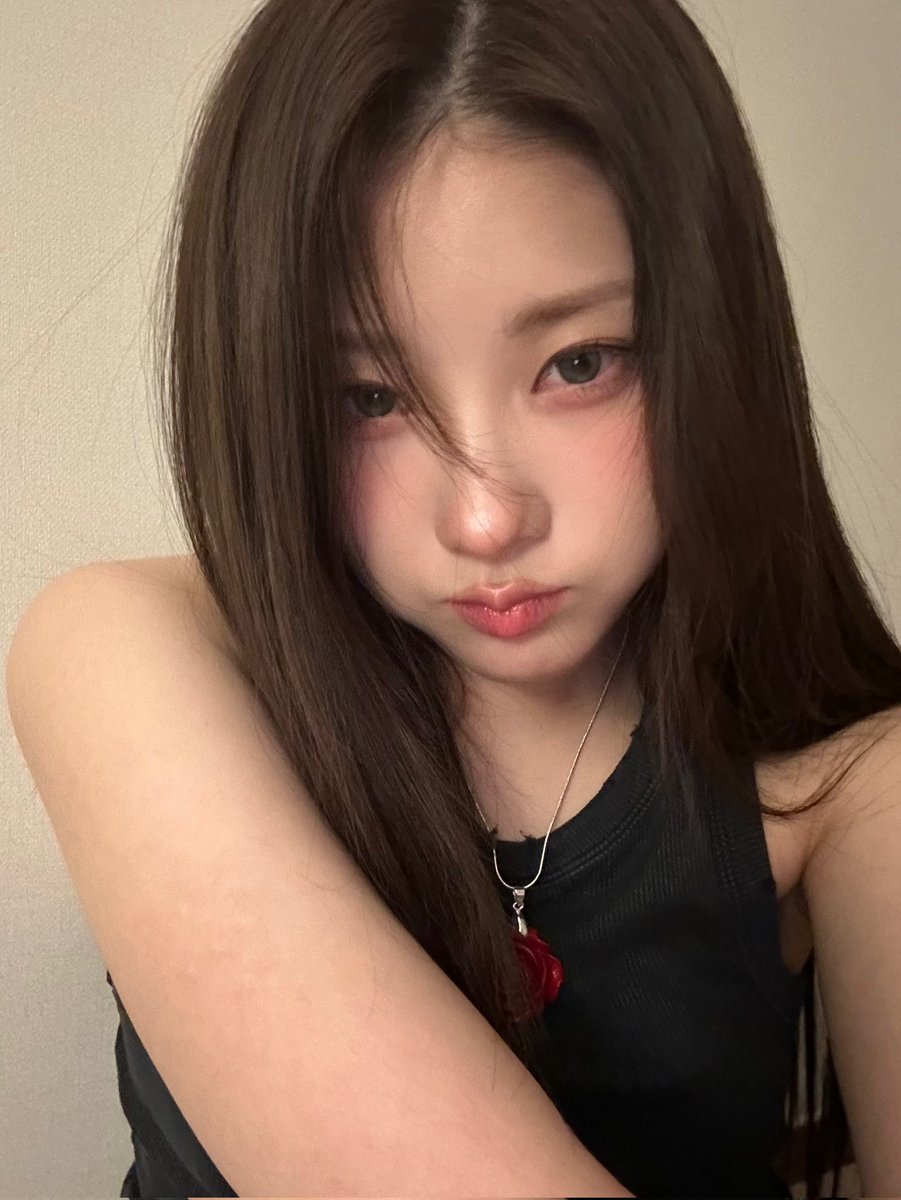 RBW_PURPLEKISS's tweet photo. [#채인]
쪼은 밤 ⭐️🌙 https://t.co/0a7mZl1Zcs