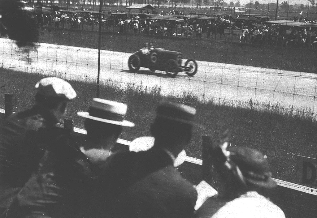 . 🏁1914 indy 500 - jules goux (peugeot) 4th #racing 🏁 1914 indy 500 - jules goux (peugeot) 4th 🏆 internal-combustion.com/nuvolari/1914-… 🏆 .