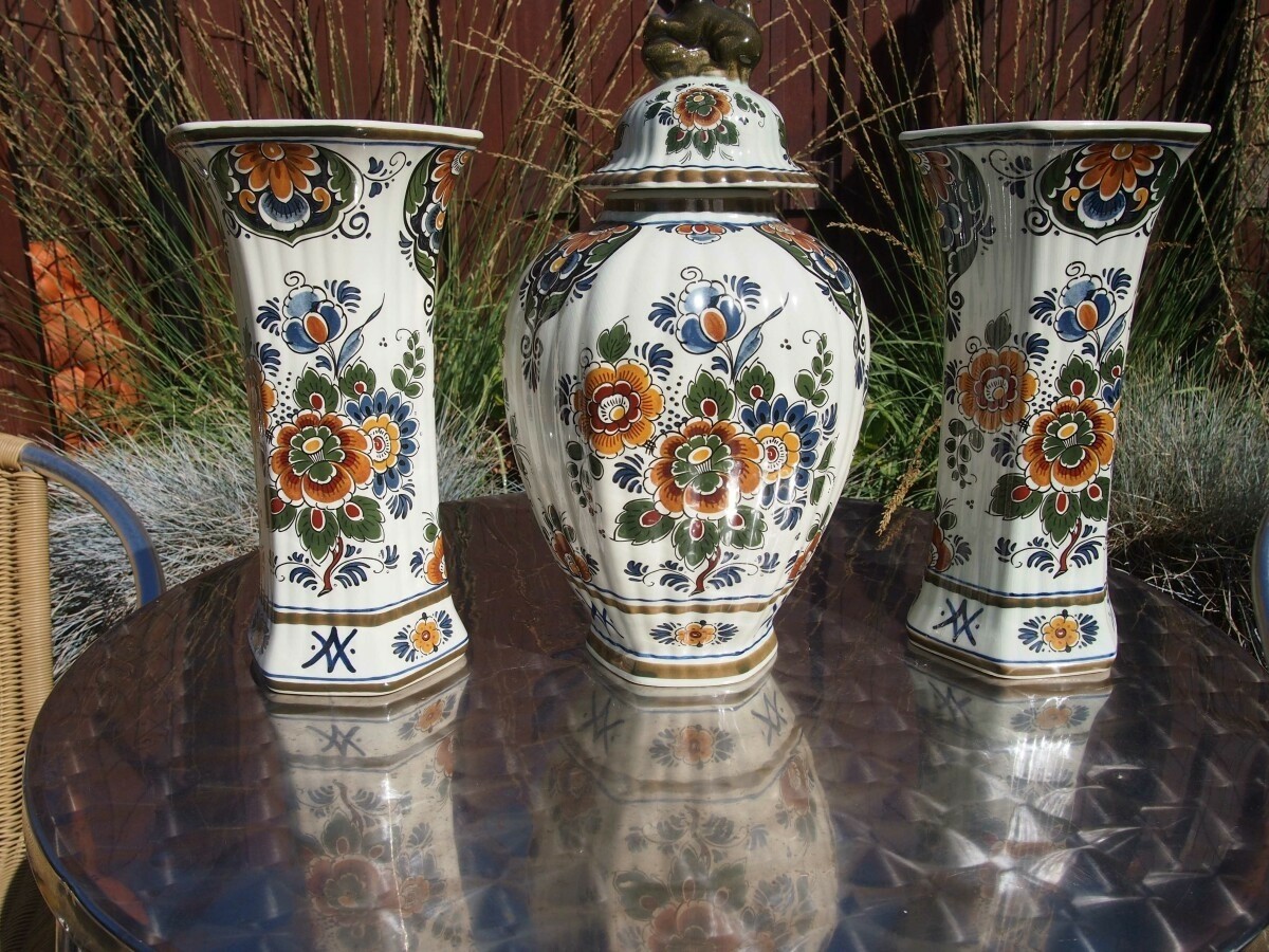 KoopPlein079's tweet photo. Delft Vazenset https://t.co/ys8fLe6lYb https://t.co/6znaLjChVI