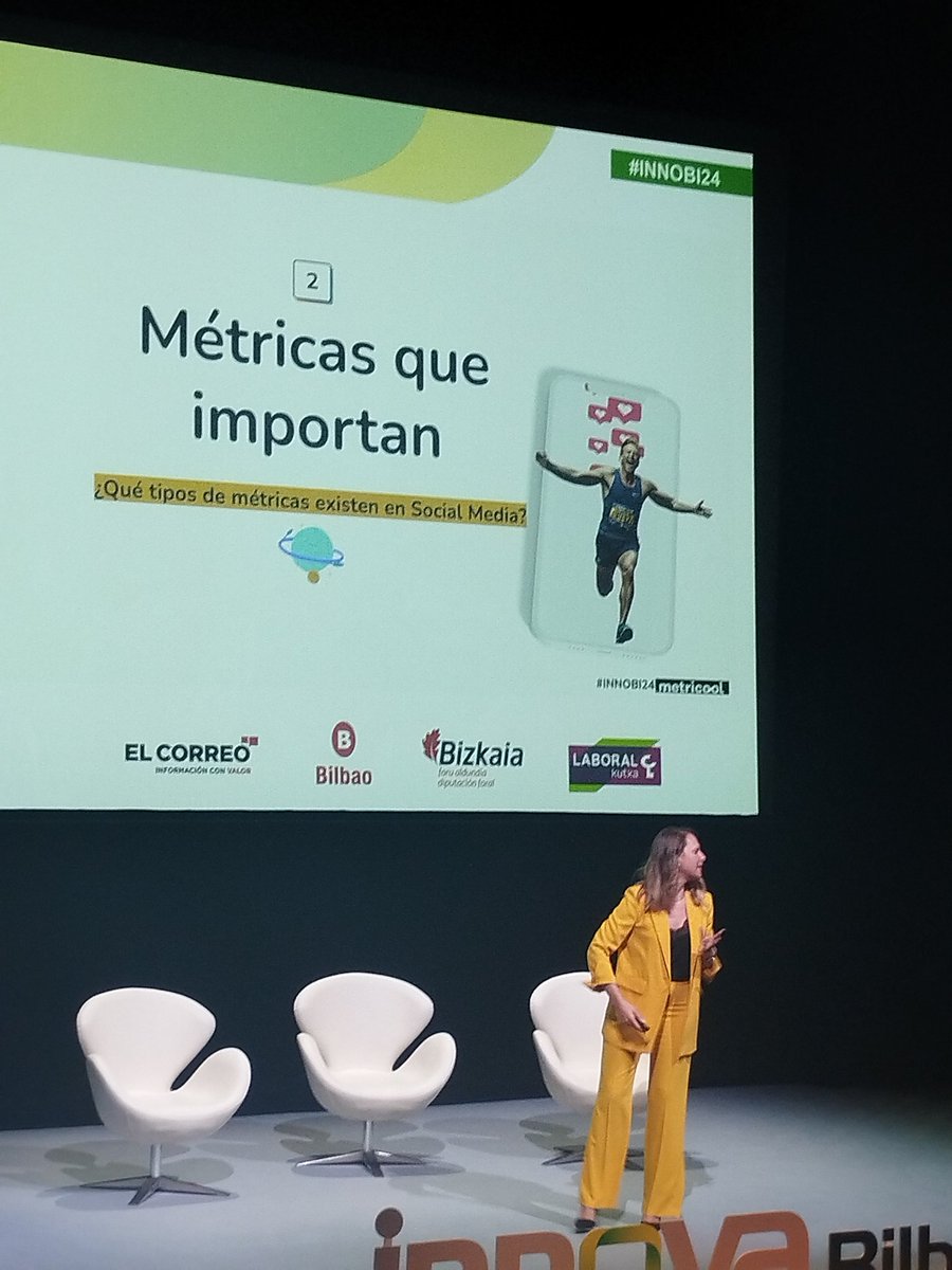 MGoikolea's tweet photo. ¿Cuántas veces os han pedido ser virales? NO es el objetivo. Ana de @metricool lo deja claro...#smart #innobi24 @InnovaBilbao https://t.co/H3YIOq6QEp