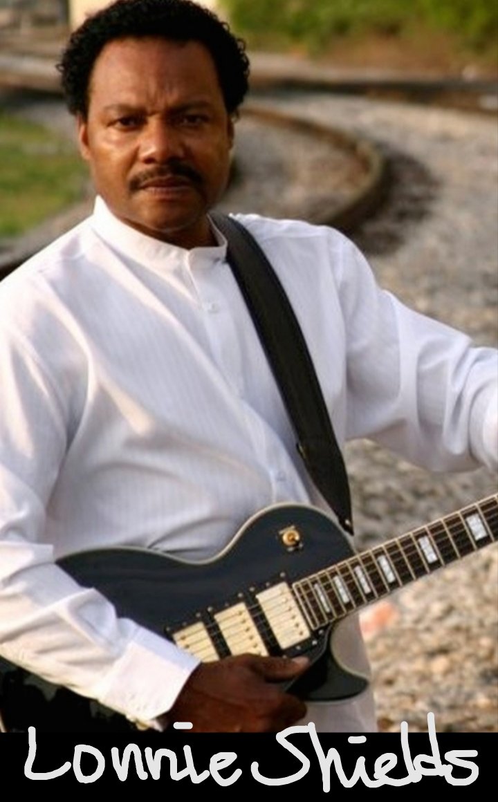 Hakkiles34's tweet photo. LONNIE SHIELDS 💎 (1956)
Lonnie Thomas Shields Jr. 
American sing. 🎤 &amp; guit. 🎻
Years active: 1980s-present
{#WestHelena, #PhillipsCounty #Arkansas/Arkansas blues, electric blues}

"I can't let you hurt me" 
https://t.co/fYVgHDl87M ♥️
Live at Helena
https://t.co/owqaWkExDP ♥️ https://t.co/fzMIbQQmOS
