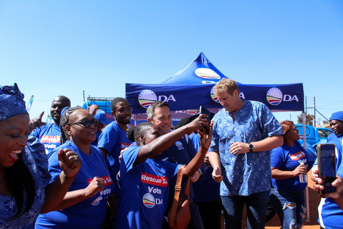 Today, we took the DA’s Rescue South Africa campaign to Mpumalanga where we engaged with residents on the service delivery collapse and unemployment crisis which have plagued communities in and around Emalahleni. Rescue SA, Vote DA. 🇿🇦