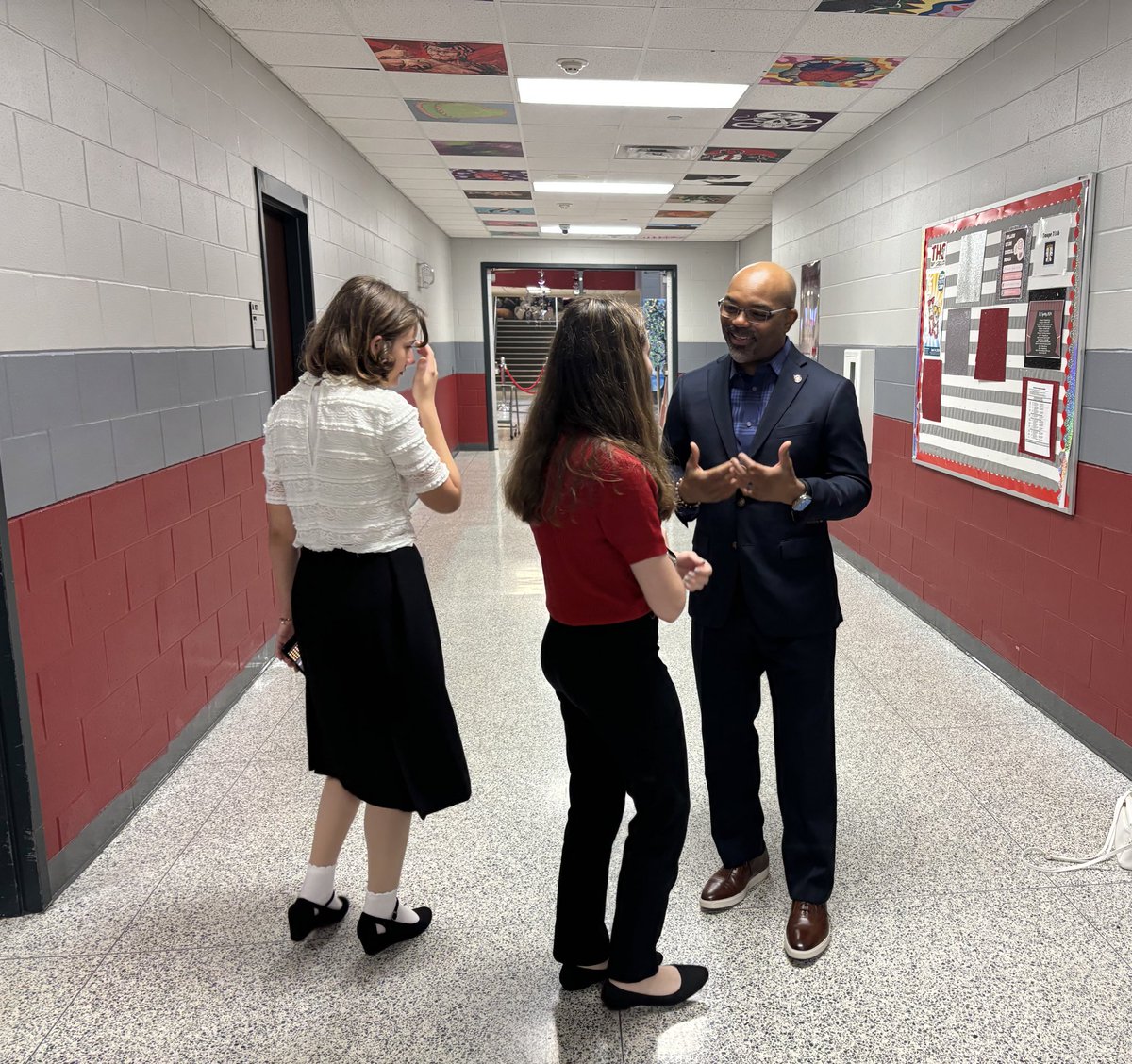 THS_Tigers's tweet image. Thank you @FortBendISDSupt for reminding our students that there is no age limit to leadership!#DevelopingLeaders #TheTravisWay