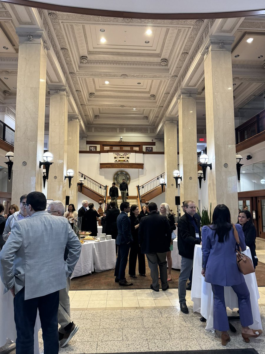 Thanks to everyone who came to our OncologyEducation Cocktail Reception and Networking Dinner last night! 🍴🍷#OncologyEducation #Networking