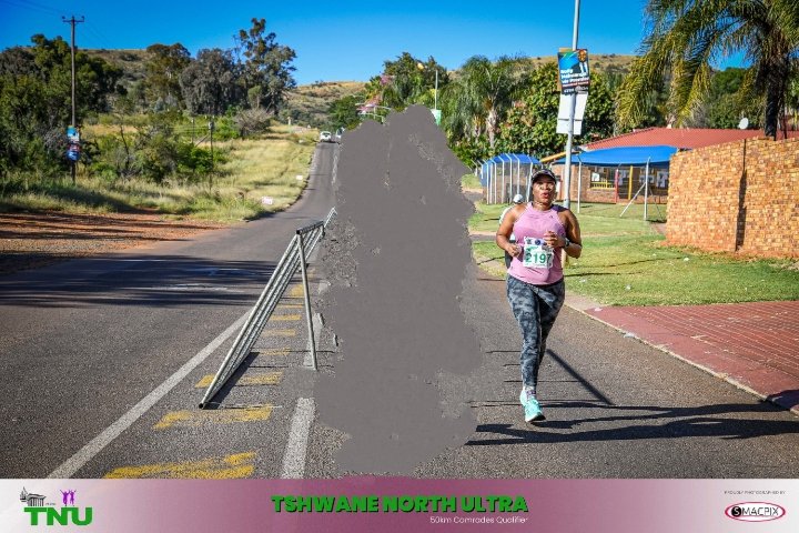 Tshwane North sigijimile ✅ #RunningWithTumiSole #FetchYourBody2024 #IPaintedMyRun #TrapnLos Thank you @TshwaneNorth for the beautiful race 👌👌🙌❤️