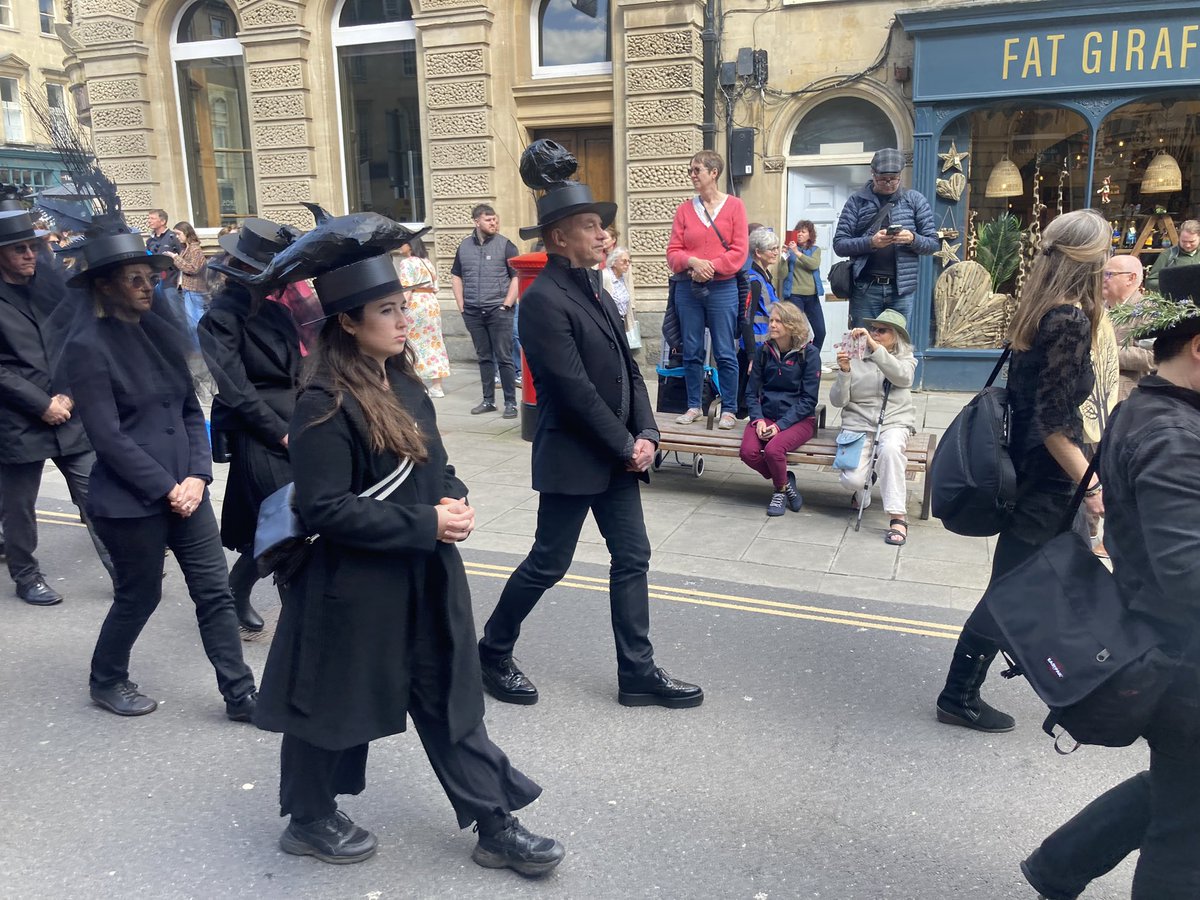 OliHenman's tweet photo. In #Bath right now #CodeRedForNature #FuneralForNature- 1 in 6 UK species are now at risk of decline, it’s not too late #ActNow for #Nature #SDGs #Biodiversity https://t.co/UMpWTwBVoT