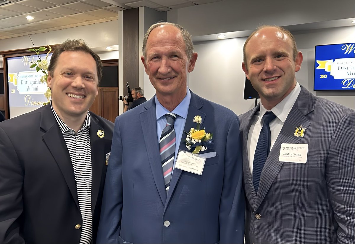 Enjoyed taking part in last night’s @raceralumni Distinguished Alumni event to celebrate some INCREDIBLE Racers, including @RacersHoops own Popeye Jones! It was also great to catch up with @Richard_HeathKY! Thank you for all that you do for @murraystateuniv!