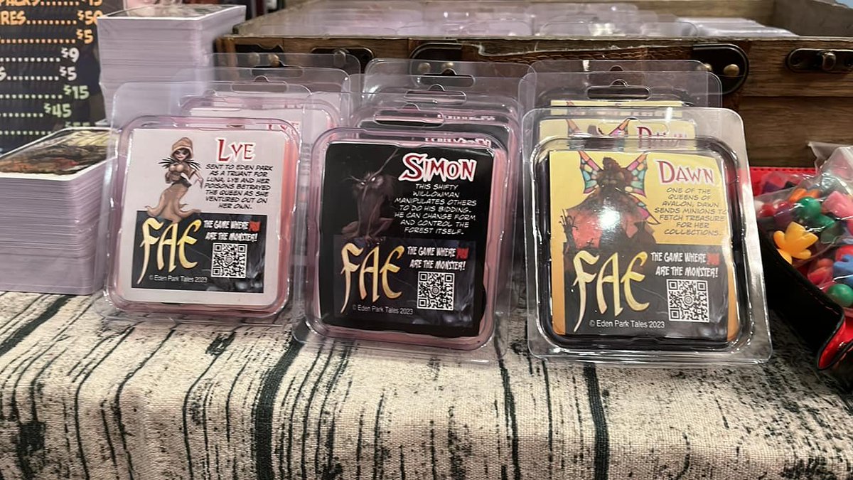 quebecross's tweet photo. #miniatures are here for #Fae the game where you are the Monster.

#Tabletopgames #RPG #Roleplaying #Fairy #miniaturepainting #GamingNews #GamingLife #DungeonsAndDragons #dungeoncrawler https://t.co/Lc9O6k2lSh