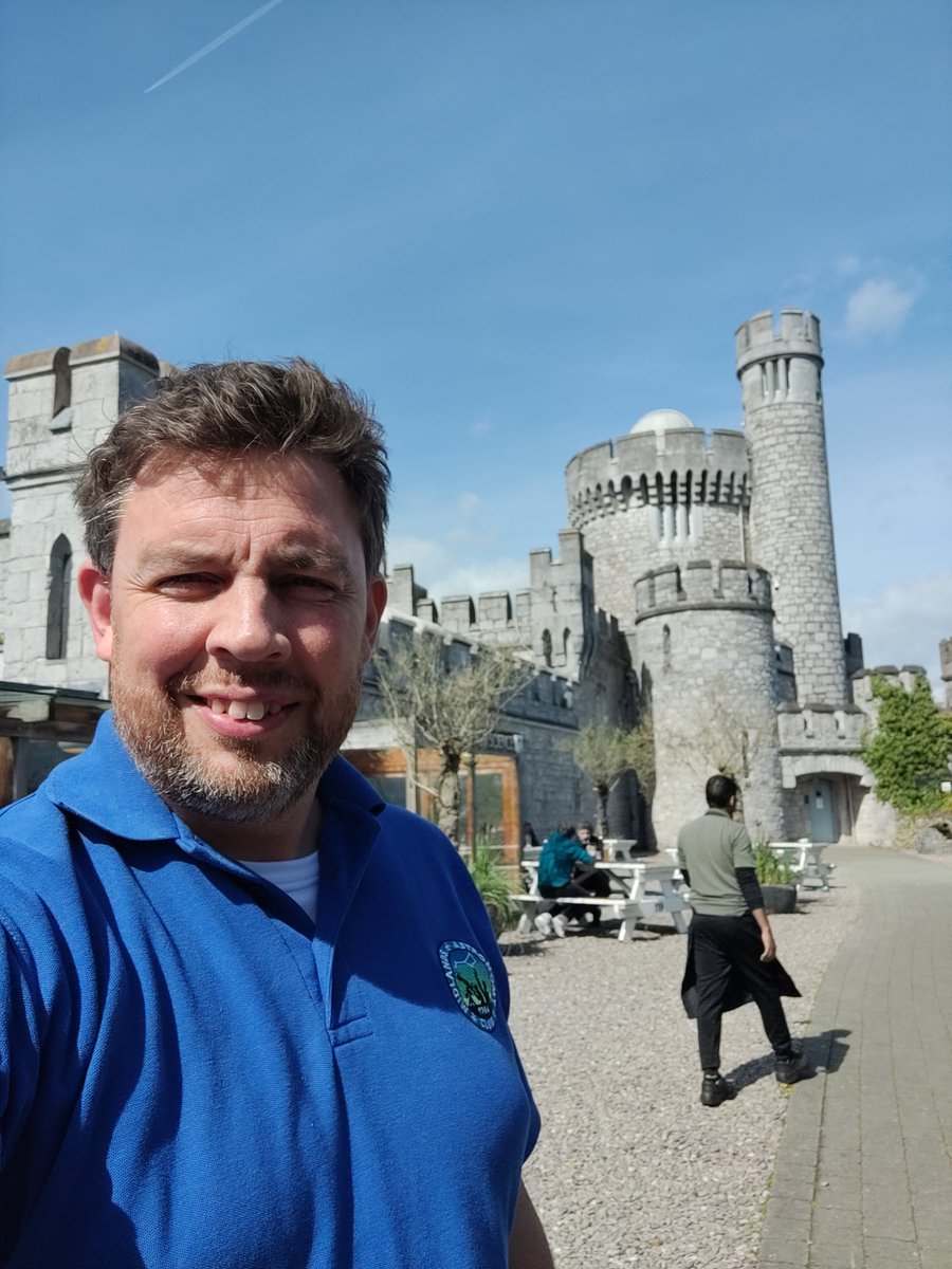 A quick stop in @blackrockcastle on my @CorkAstronomy visit today! ⭐🔭