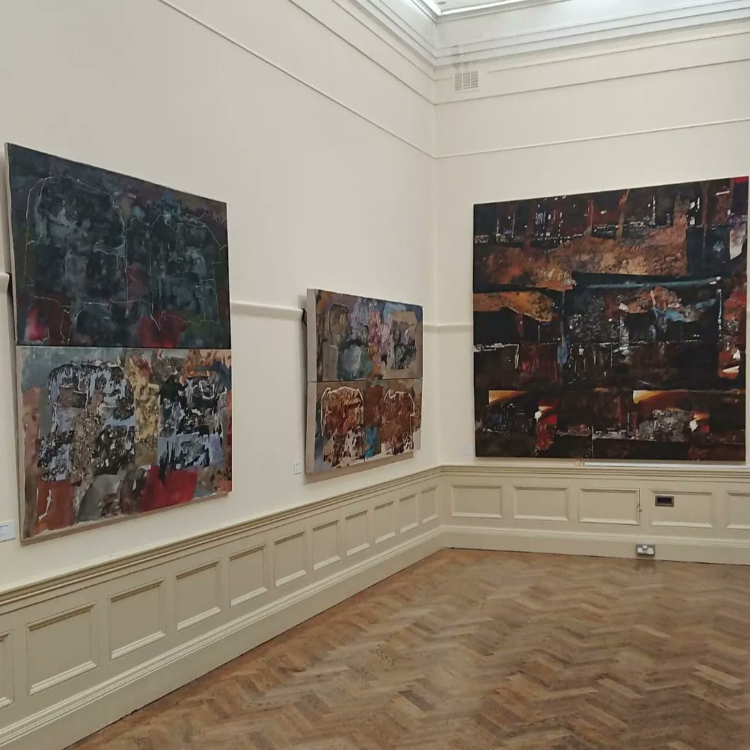 R_ChelfordWest's tweet photo. A few snaps 📸 from the David Clapham: The River Runs Through on display @WilliamsonArt_
#art #davidclapham #landsape #williamsonartgallery
#wirral #merseyside #artexhibition #abstract
#texture #theriverrunsthrough https://t.co/8QO4NJx9WN