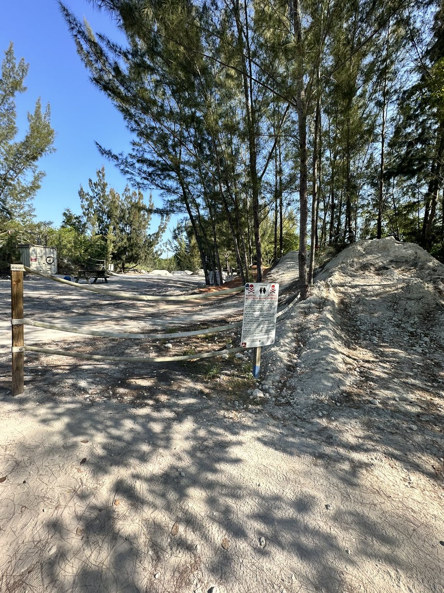 Morning! ☀️Beautiful day for a ride at #westdelrayMTB trails that are completely maintained by volunteers! @pbcparks #EarthDayisEveryDay 🌱