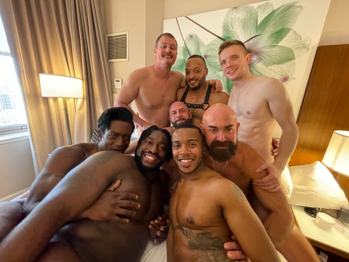 PupHanger's tweet photo. Have Fun this weekend, everyone! 😝😈

@jordimassivexxx
@jake_watersxx
@DillonDiaz11
@JordanJamesonx
@SergShepardxxx
@latinrelax
@PupNamedTank

🎥: @theonlyliyote

Links in Bio! https://t.co/GbXocKARn3