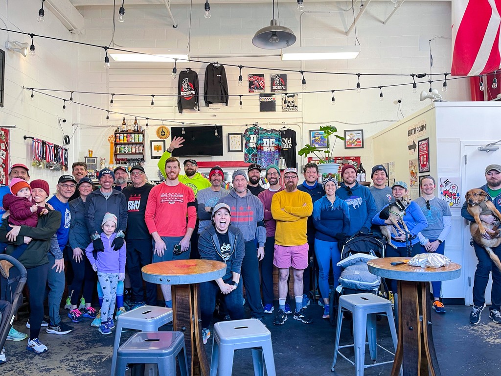 CALLING ALL DC RUNNERS - BrauRunners returns this Sunday at 11mam for a fun run and great beer all for a wonderful cause. This Month's Charity is @woodleyhousedc. This group provides personalized mental health supportive services and housing for District of Columbia residents.